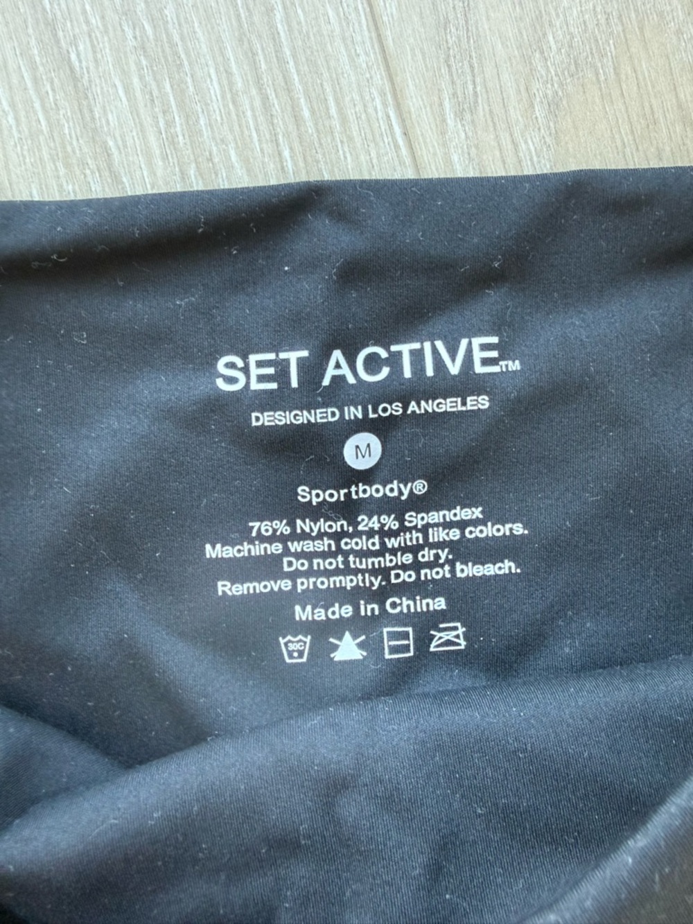 Set Active Sporty Biker Shorts - Picture 5 of 6